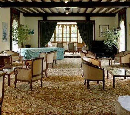 Domaine Chateau Saint-jean Hotel